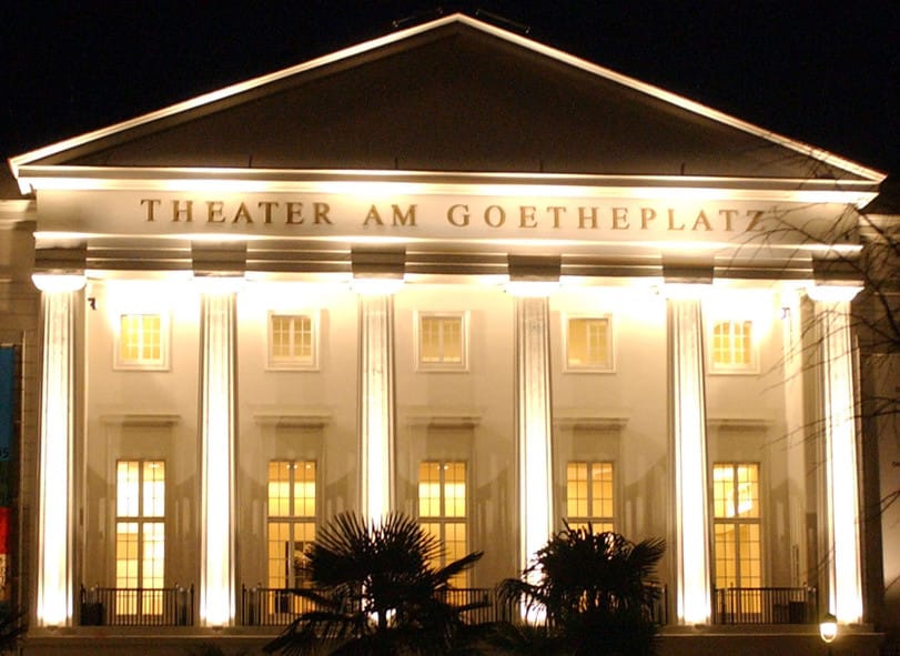 Bremen, Theater Bremen, Premiere Die Fledermaus von Johann Strauss, 31.03.2018
