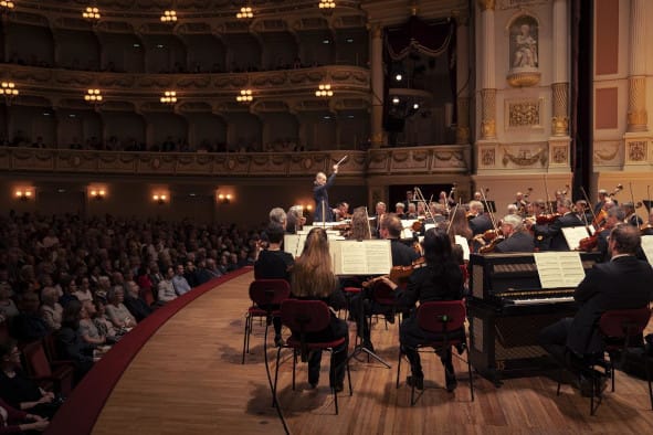 Dresden, Semperoper, 9. Symphoniekonzert - Staatskapelle, IOCO