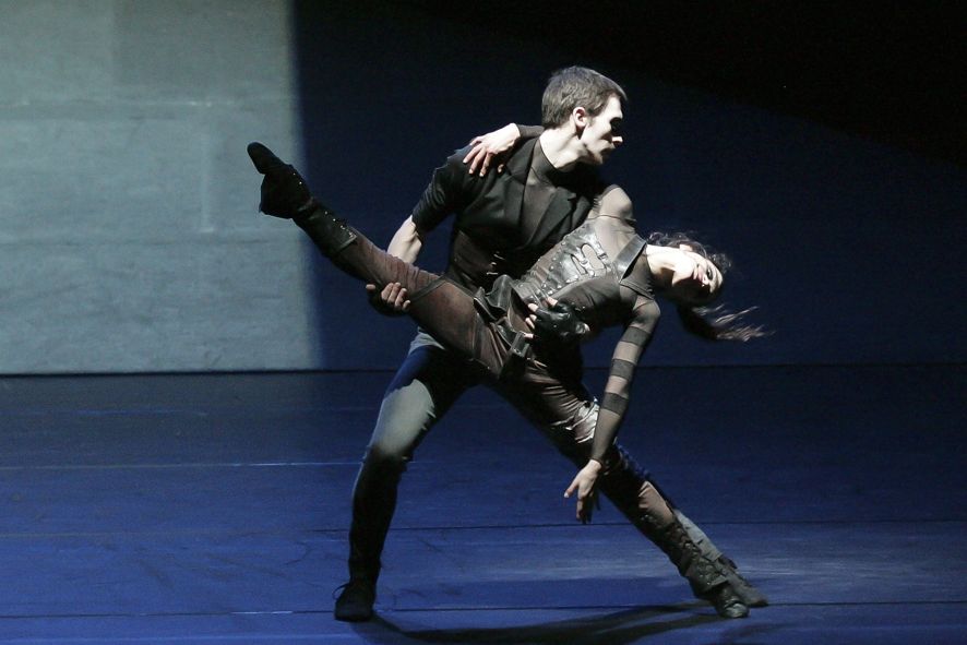 Anhaltisches Theater Dessau / Jonathan Augereau, Laura Costa Chaud © Claudia Heysel