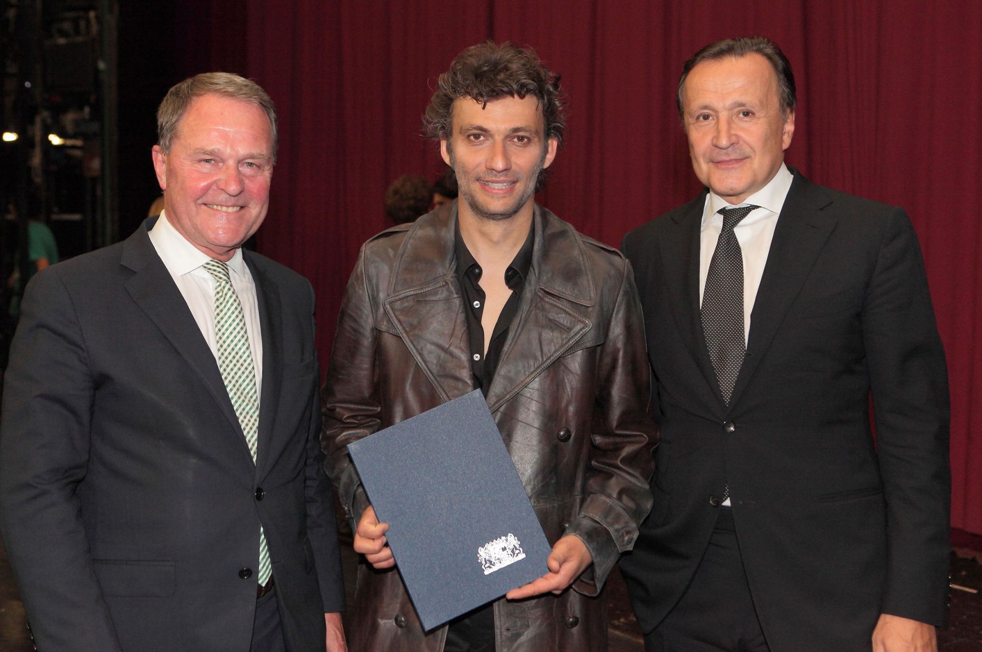 Bayerische Staatsoper München / Staatsminister Dr. Wolfgang Heubisch, Bayerischer Kammersänger Jonas Kaufmann, Staatsintendant Nikolaus Bachler © Bayerische Staatsoper München