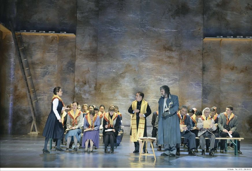 Theater Krefeld Mönchengladbach / Stiffelio © Matthias Stutte Theater Krefeld Mönchengladbach / Stiffelio © Matthias Stutte