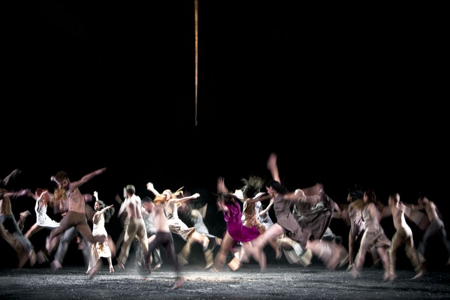 Staatsoper im Schiller Theater / LE SACRE DU PRINTEMPS / Sasha Waltz und Guests © Bernd Uhlig