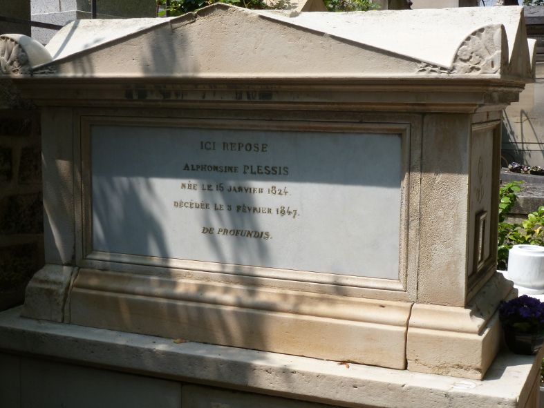 Die Kameliendame - La Traviata, Ein Mensch, begraben in Montmartre © IOCO