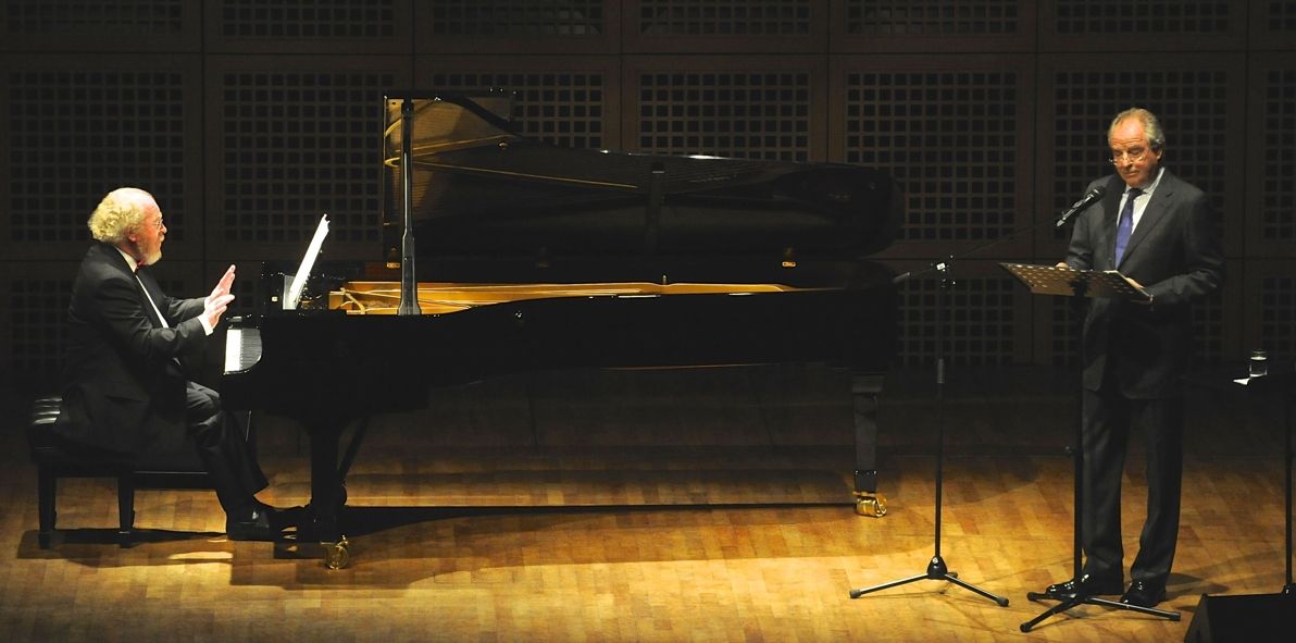 Klavierfestival Ruhr 2014 / Das Melodram &quot;Enoch Arden&quot; führten Gerhard Oppitz und Friedrich von Thun gestern im Robert-Schumann-Saal auf © KFR/Frank Mohn