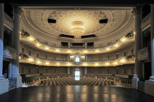 Theater Koblenz / historisches Rangtheater © Matthias Baus