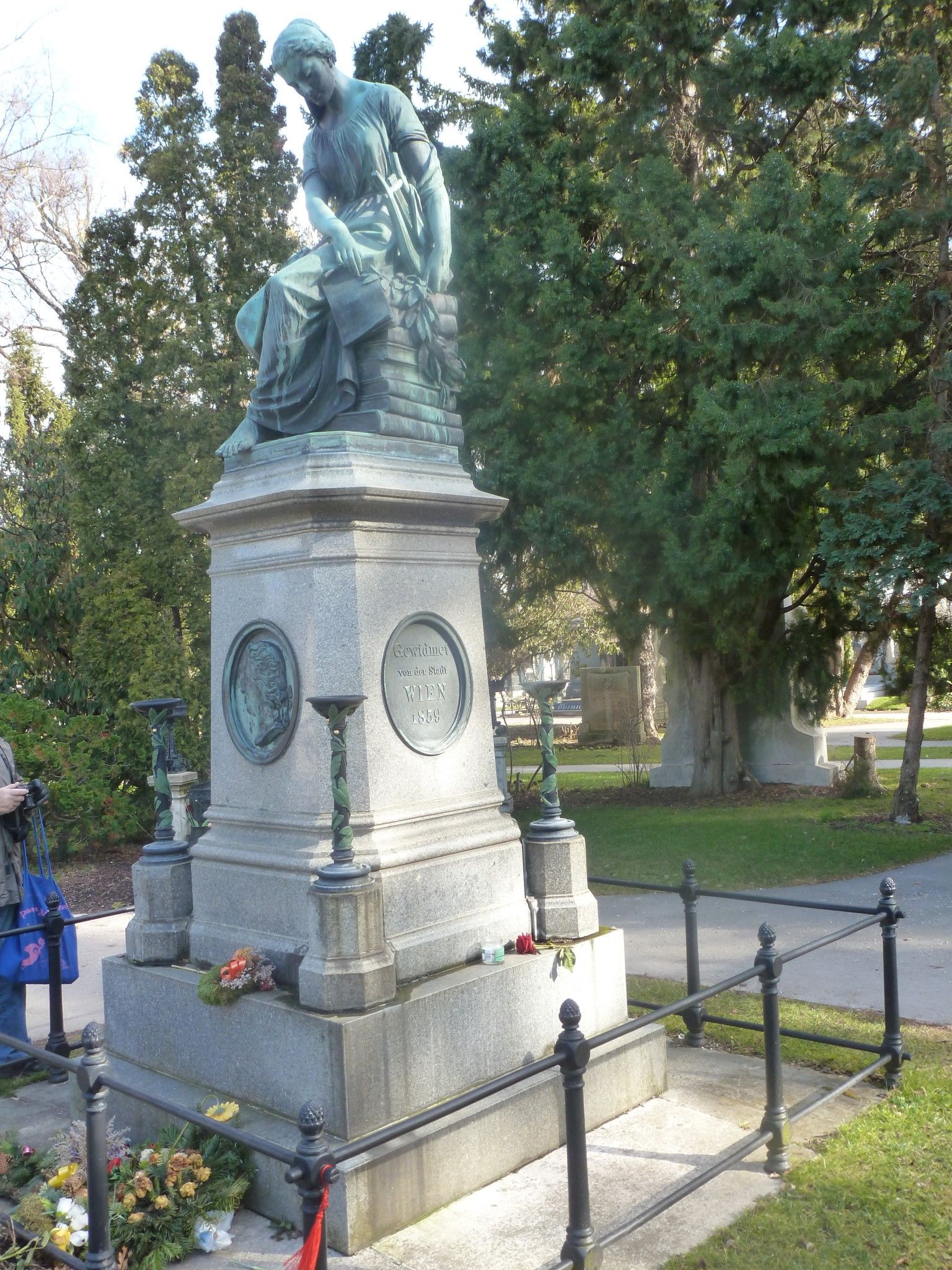 Wien / Zentralfriedhof - Wolfgang Amadeus Mozart © IOCO Wien / Zentralfriedhof - Wolfgang Amadeus Mozart © IOCO
