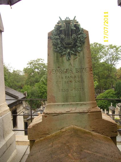 Paris / Pere Lachaise - Grab von Georges Bizet © IOCO