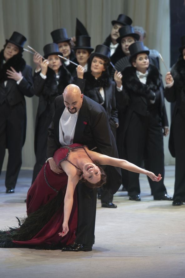 Oper Leipzig / Manon Lescaut © Tom Schulze