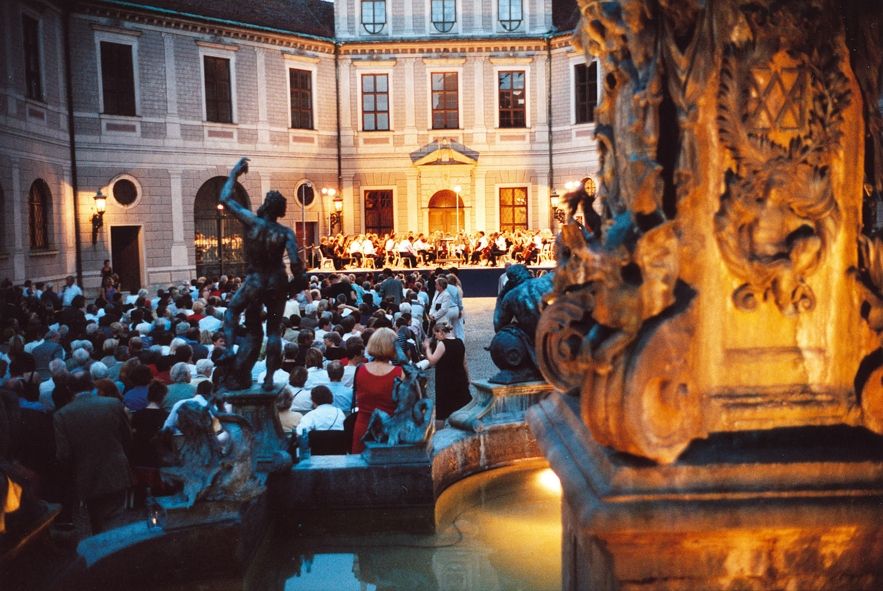 Muenchner Symphoniker im Brunnenhof © MuenchenMusik