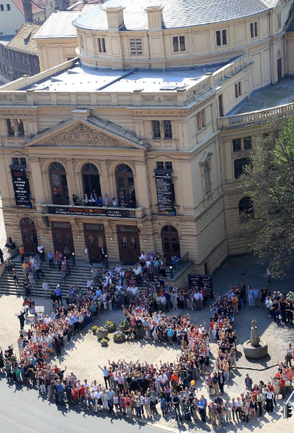 Theater und Philharmonie Thüringen / Solidaritätsdemo für Theatererhalt © Stephan Walzl