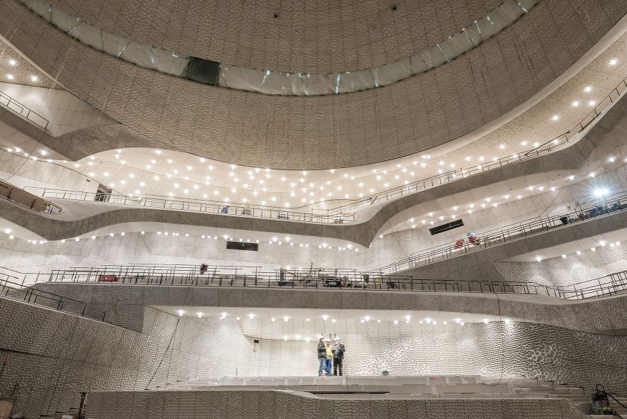 Hamburg /Elbphilharmonie - Einweihung Weiße Haut © Johannes Arlt