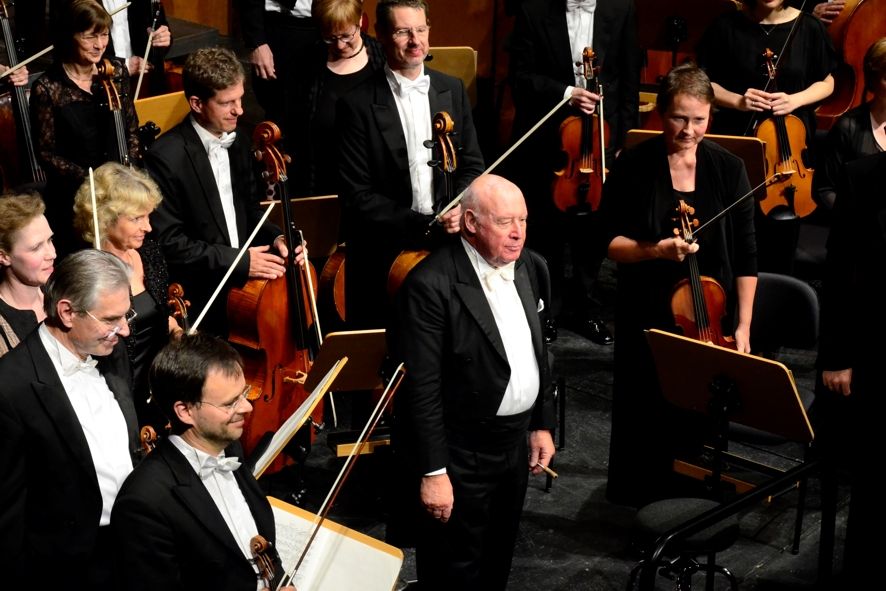 Volkstheater Rostock / Philharmonisches Konzert mit Ehrendirigent Wolf-Dieter Hauschild © Dorit Gätjen