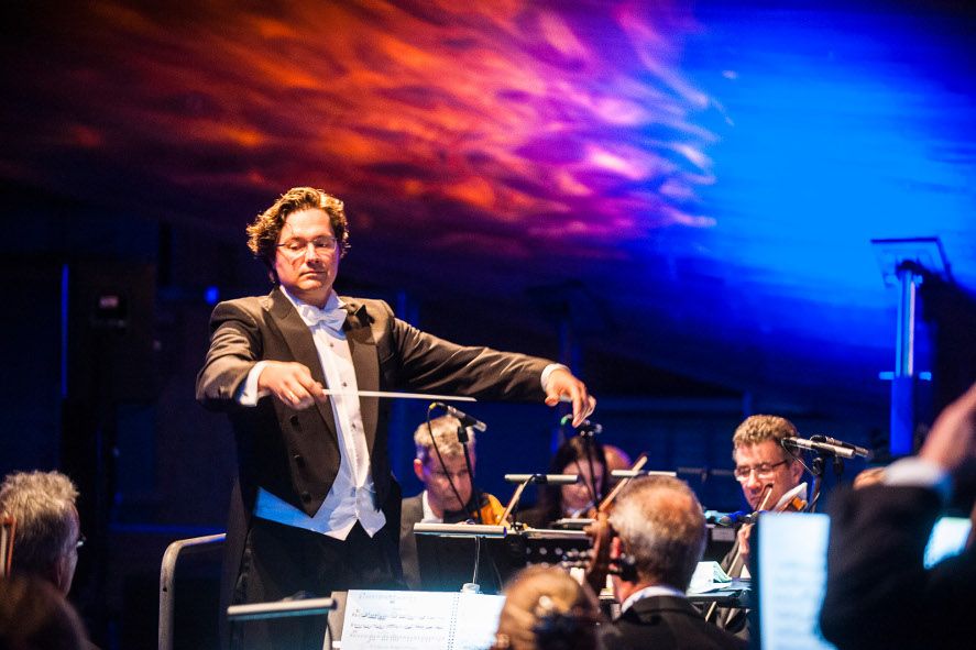 Flensburg / Flensburg Proms Dirigent Sommerer © Matzen Flensburg / Flensburg Proms Dirigent Sommerer © Matzen