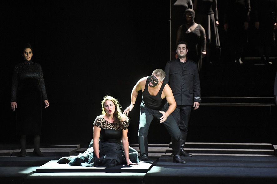 Deutsche Oper am Rhein / Otello - Jaqueline Wagner als Desdemona © Hans Jörg Michel