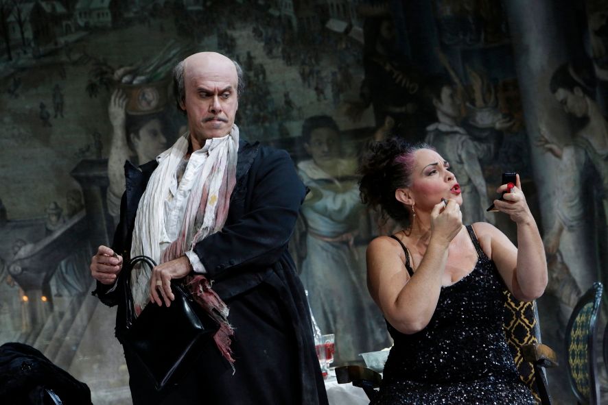 Oper Köln / Falstaff und Mrs Quickly © Paul Leclaire Oper Köln / Falstaff und Mrs Quickly © Paul Leclaire