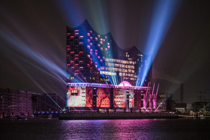 Elbphilharmonie Hamburg / Lasershow zur Eröffnung © Ralph Lehmann