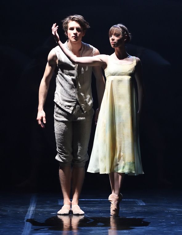 Stuttgarter Ballett / Krabat - Elisa Badenes als Kantorka - David Moore als Krabat © Stuttgarter Ballett