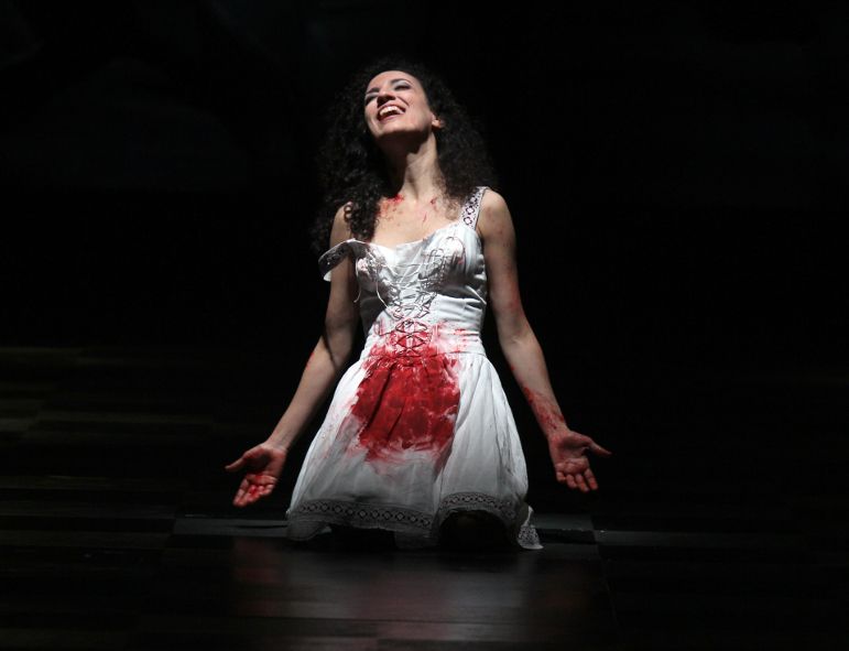 Theater Hagen / Lucia di Lammermoor - Lucia dem Wahnsinn verfallen © Klaus Lefebvre