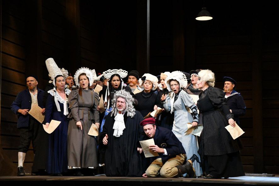 Volkstheater Rostock / Zar und Zimmermann - Ensemble © Dorit Gätjen Volkstheater Rostock / Zar und Zimmermann - Ensemble © Dorit Gätjen