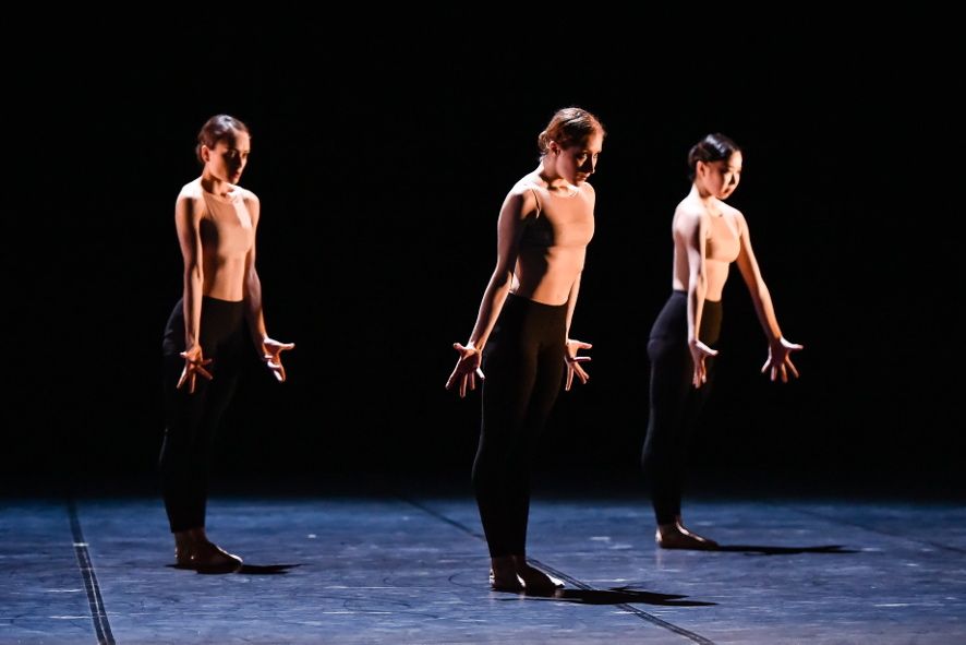 Stuttgarter Ballett / Noverre2017 - E=mc² - Tänzer des Ballettstudio Karlsruhe - Choreograf Guilherme Carola © Roman Novitzky