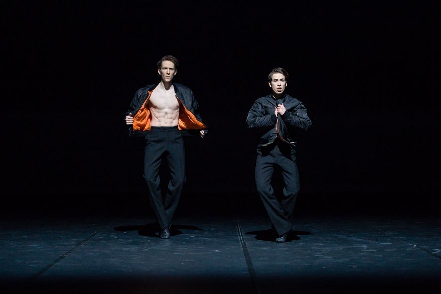  Stuttgarter Ballett / Noverre - Fraternal / Stories Choreograf Alexander McGowan, Enes Comak © Roman Novitzky