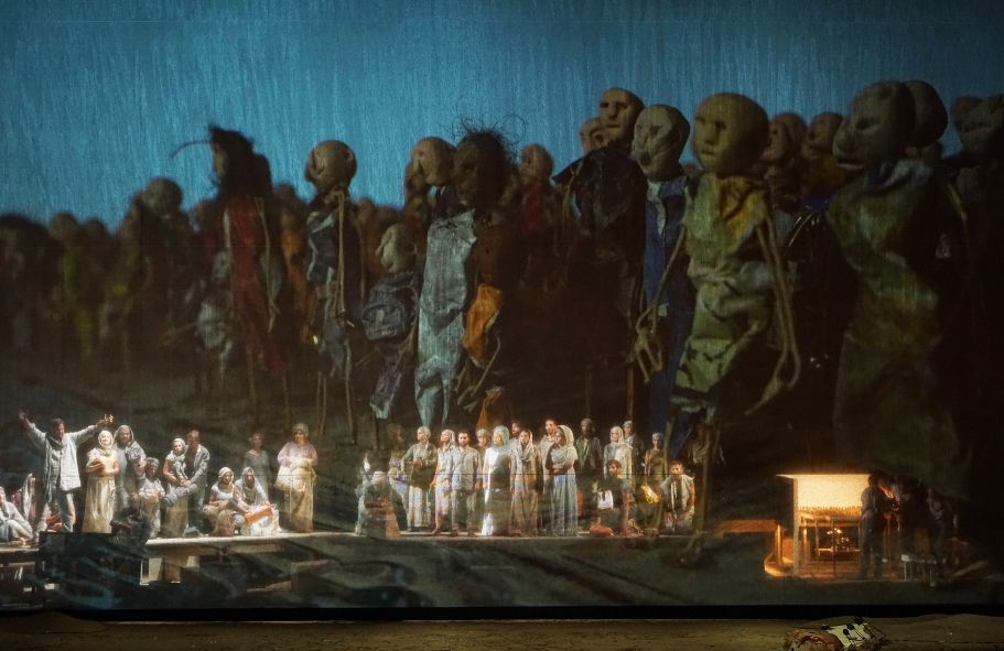 Festspiele Bregenz / Moses in Aegypten mit spannenden Projektionen von HOTEL MODERN © Karl Forster Festspiele Bregenz / Moses in Aegypten mit spannenden Projektionen von HOTEL MODERN © Karl Forster