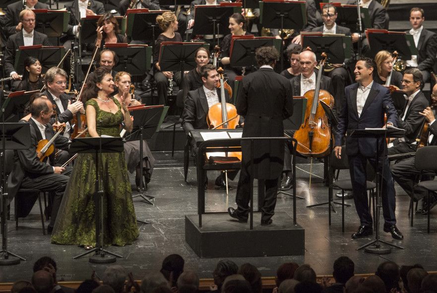  Salzburger Festspiele / Lucrezia Borgia mit vlnr Krassimira Stoyanova, Marco Armiliato, Juan Diego Florez © Salzburger Festspiele / Marco Borrelli