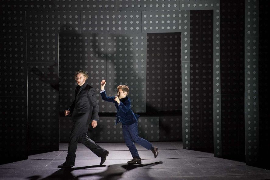 Komische Oper Berlin / Pelléas et Mélisande © Monika Rittershaus Komische Oper Berlin / Pelléas et Mélisande © Monika Rittershaus