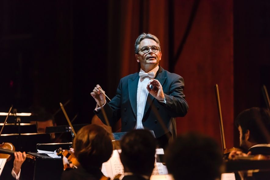 Oper Leipzig / Ulf Schirmer © Kirsten Nijhof