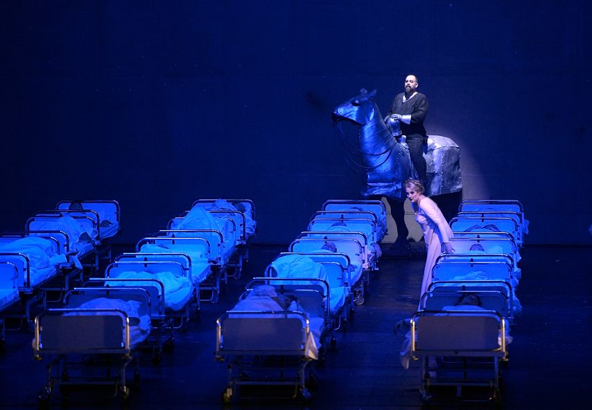 Deutsche Oper Berlin / Tannhäuser - hier : Markus Brück, Emma Bell © Bettina Stoess