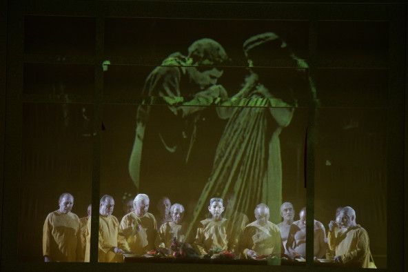 Hessisches Staatstheater Wiesbaden / Don Giovanni -hier : Ensemble © Karl Monika Forster
