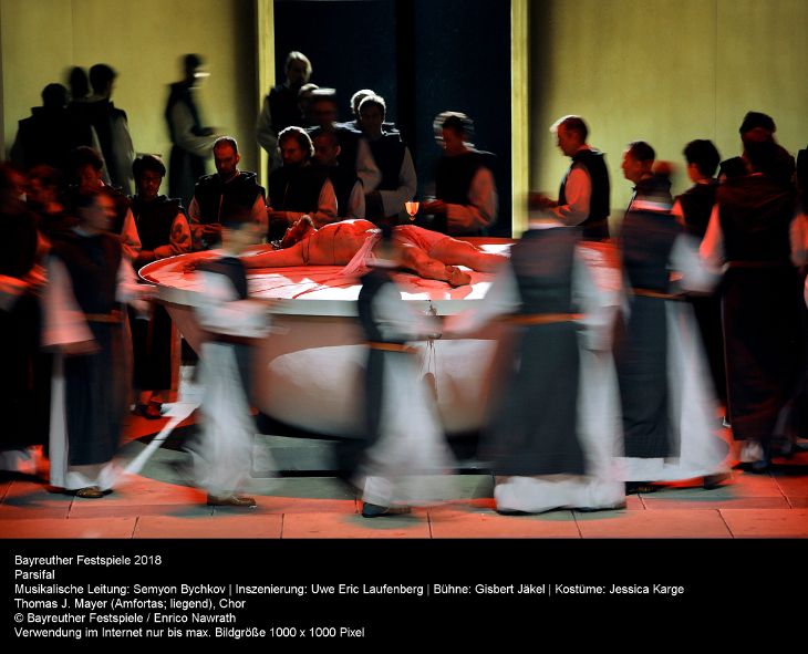 Bayreuther Festspiele 2018 / Parsifal - hier : Amfortas und die Gralsritter © Bayreuther Festspiele / Enrico Nawrath