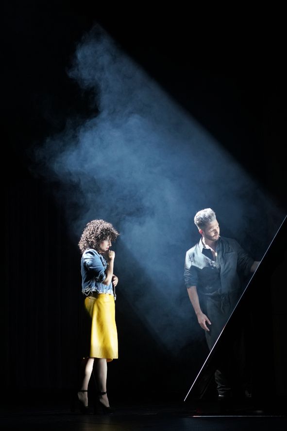 Landestheater Linz / Musical Lazarus - hier : Ariana Schirasi-Fard als Elly und Riccardo Greco als Newton © Reinhard Winkler