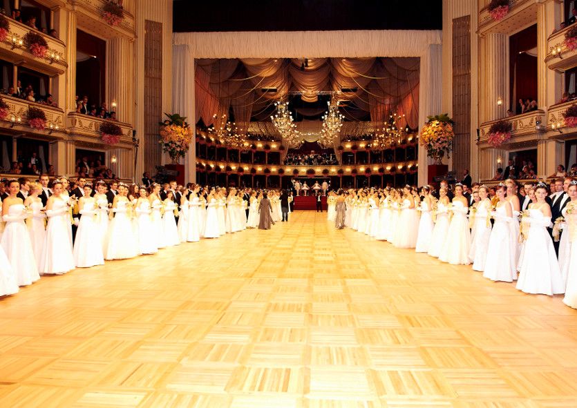 Wiener Staatsoper / Opernball - Jungdamen- und Jungherren Komittee © Michael Poehn