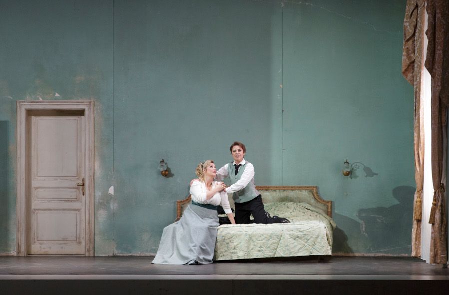 Semperoper Dresden / Arabella - hier : Camilla Nylund als Arabella und Katharina Konradi als Zdenka © Klaus Gigga