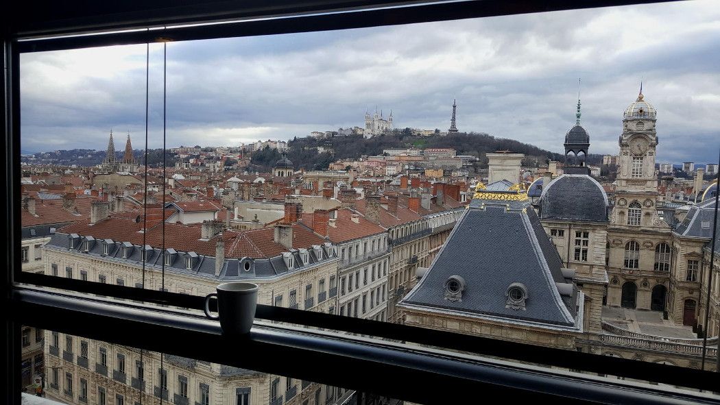 Opéra de Lyon / Blick auf Lyon aus dem Büro von Serge Dorny © Patrik Klein