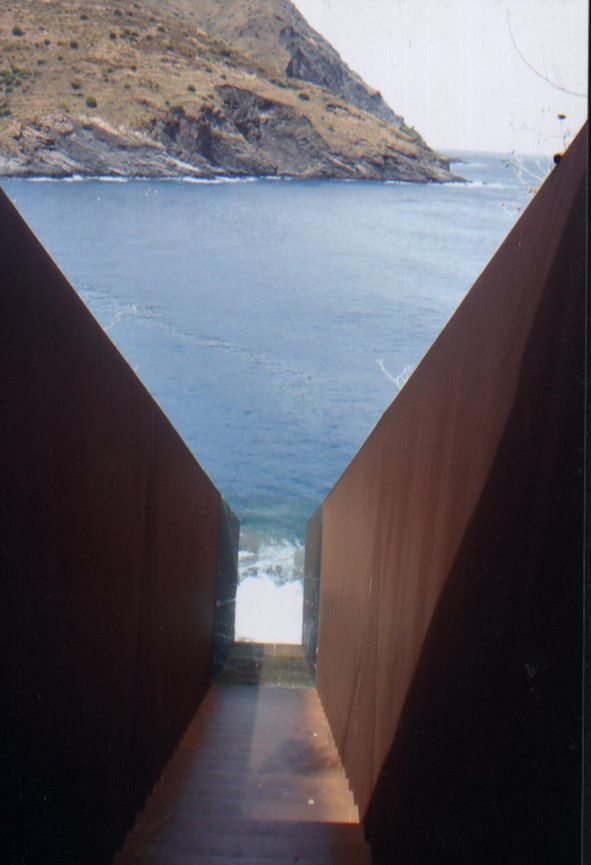 Walter Benjamin Gedenkstätte in Portbou - Die Passage der Hoffnungslosigkeit © Hanns Butterhof