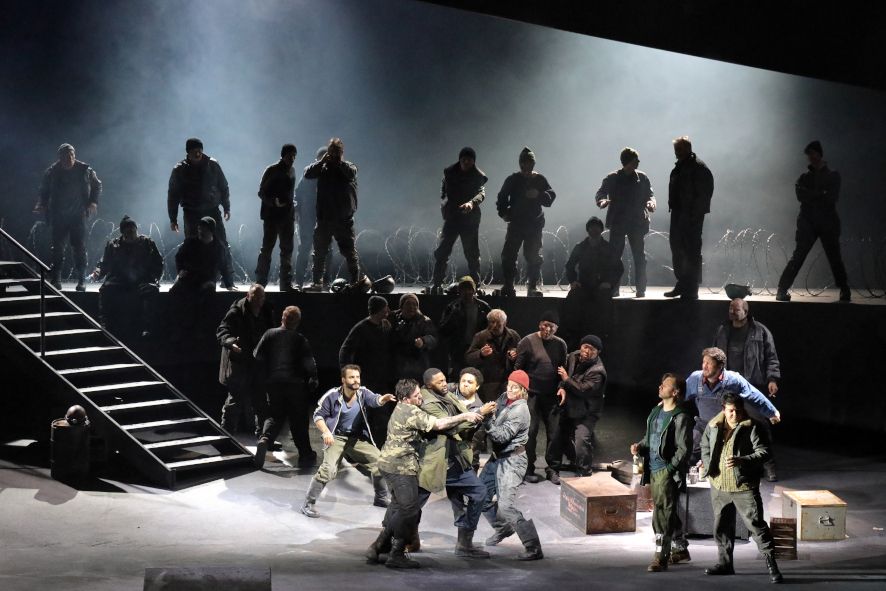 Bayerische Staatsoper / La fanciulla del West - hier : Ensemble © W. Hoesl