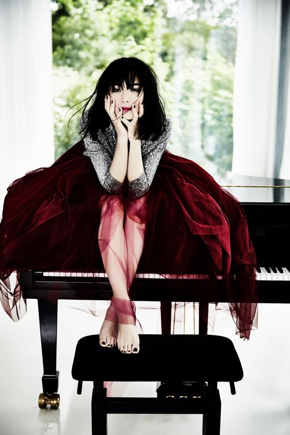 Festspielhaus Baden-Baden / Alice Sara Ott - Nightfall © Esther Haase / Deutsche Grammophon