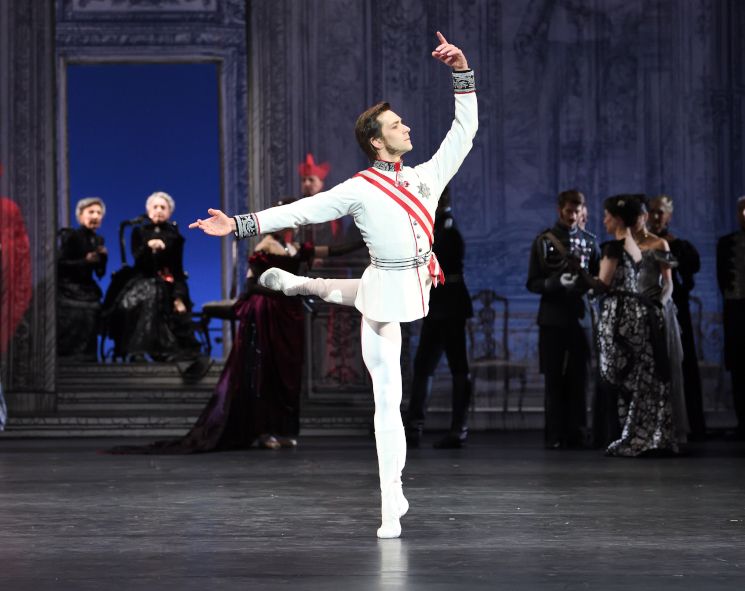 Stuttgarter Ballett / Mayerling - Chr.: Kenneth MacMillan - hier : Friedemann Vogel © Stuttgarter Ballett