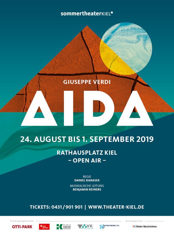 AIDA auf dem Rathausplatz in Kiel © Janina Wilkens