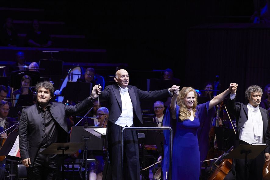 OPera Australia / Andrea Chenier Sydney Opera House August 2019 © Keith Saunders