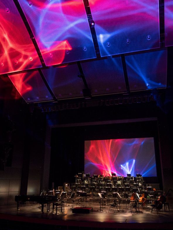  Theater Magdeburg / Magdeburger Philharmonie hier Lichtinstallationen der Medienkünstler Guido Petzold und Egbert Mittelstädt © Egbert Mittelstädt