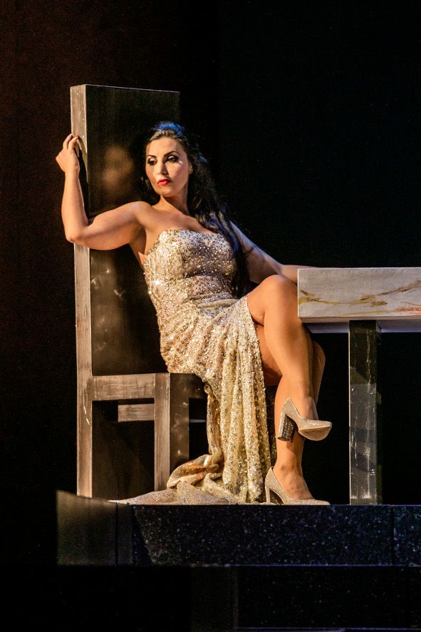 Deutsche Oper am Rhein / Samson et Dalila - hier : Ramona Zaharia als Dalila © Jochen Quast