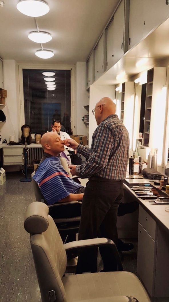 Staatstheater Nürnberg / Intendant Jens-Peter Herzog mutiert in der Maske zu Don Carlos © Staatstheater Nürnberg