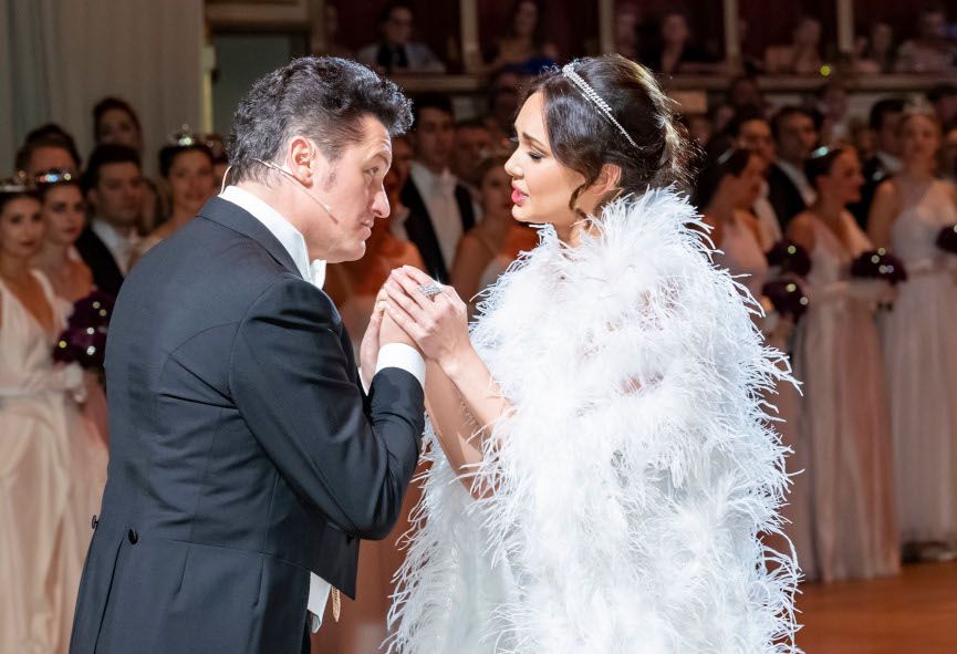 Wiener Staatsoper / 64. Opernball - hier : Piotr Beczala und Aida Garifullina © Wiener Staatsoper / Michael Poehn