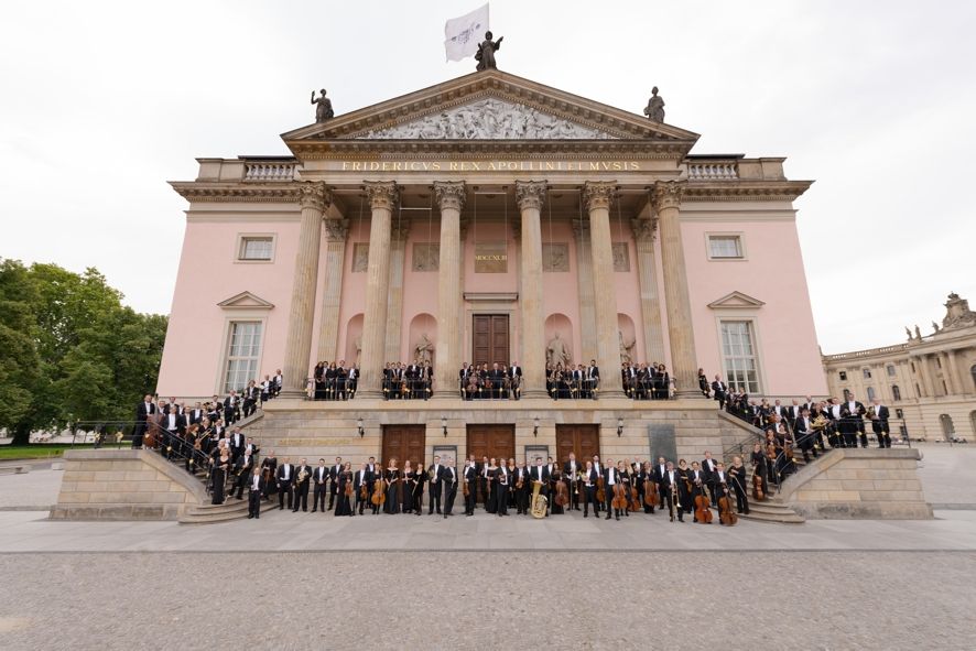 Staatskapelle Berlin 2019 und Daniel Barenboim © Peter Adamik