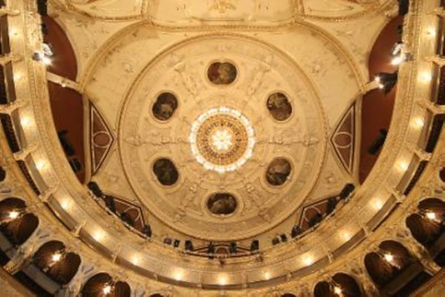 Kroatisches Nationaltheater Rijeka @ Matsch _ Klimt Medaillons in der Deckenkuppel @ HNK IVAN pl ZAJC