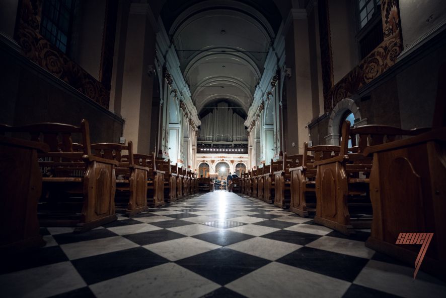  Orgelsaal in der ehemaligen Kathedrale Maria Magdalena, Lviv, Ukraine © Roksolana Trush