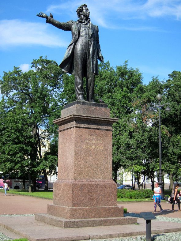 Alexander Puschkin in St Petersburg © IOCO HGallee